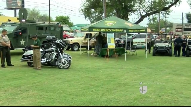 Noticias Laredo 10pm 101017 - Clip - national night out