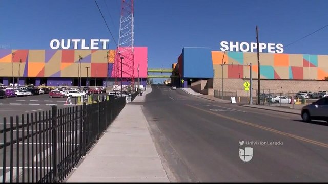 Noticias Laredo 5pm 112417 - Clip- Dia De Ofertas