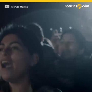 Las Siervas rockean para alabar a Dios