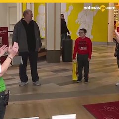 Renuncia a su Xbox para comprar cobijas para indigentes