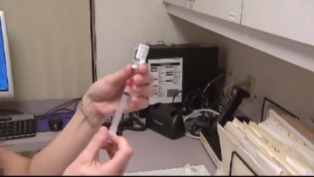 Noticias Laredo 5pm 110617 - Clip Vacunas