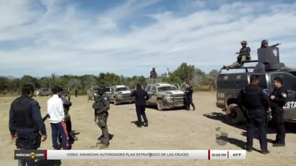 Policías en Juárez detenidos