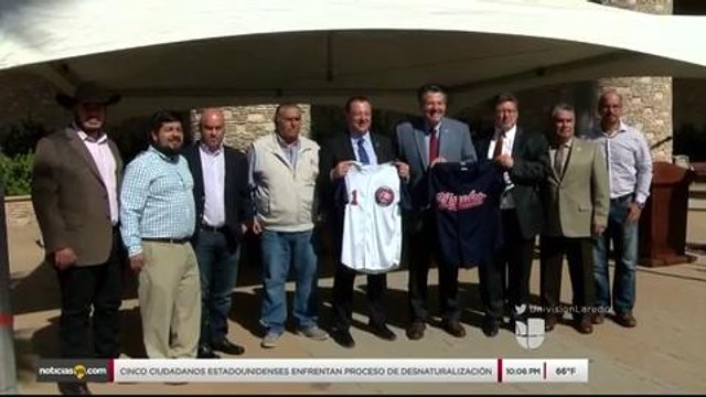 Noticias Laredo 10pm 112117 - Clip - tecolotes