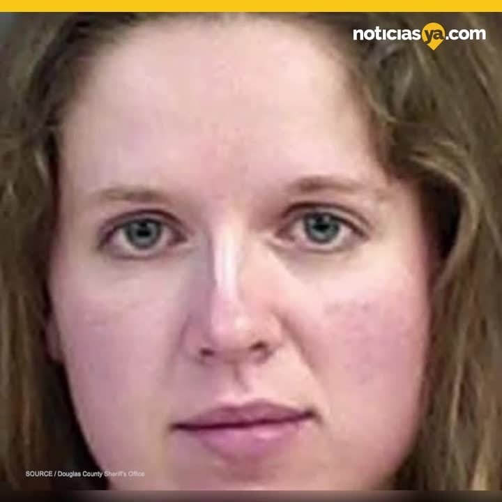 Ex maestra arrestada tras ser atrapada en la cama con un chico por su esposo