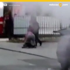 Carro quemado frente a Guardería