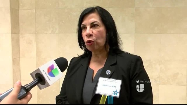 Noticias Laredo 5pm 102017 - Clip Conferencia Salud