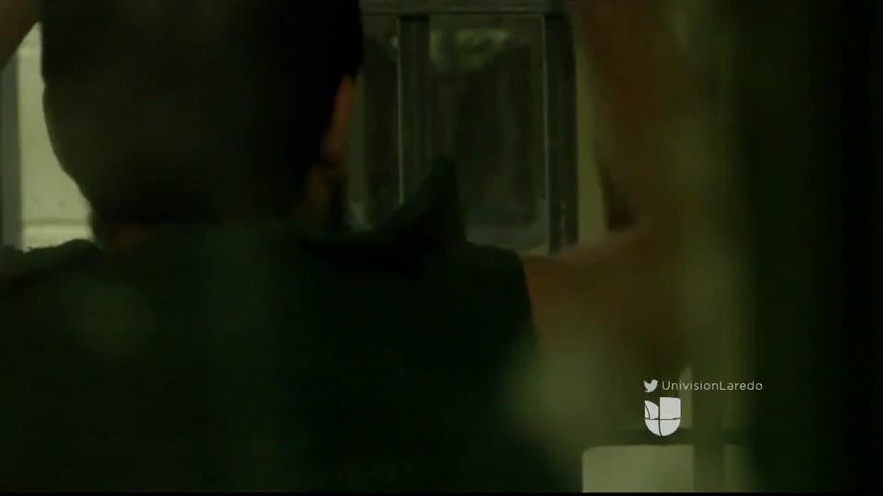 Noticias Laredo 10pm 102417 - Clip - carcel