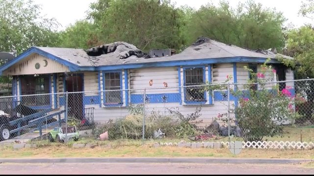 Noticias Laredo 5pm 101017 - Clip - incendio