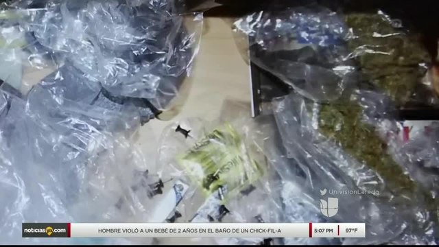 Noticias Laredo 5pm 100917 - Clip Decomision droga