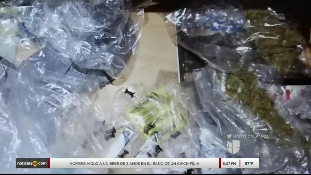 Noticias Laredo 5pm 100917 - Clip Decomision droga