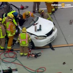 Rescatan a mujer de fuerte accidente en carretera 125