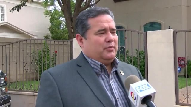 Fox McAllen news 9pm 090417 - Clip