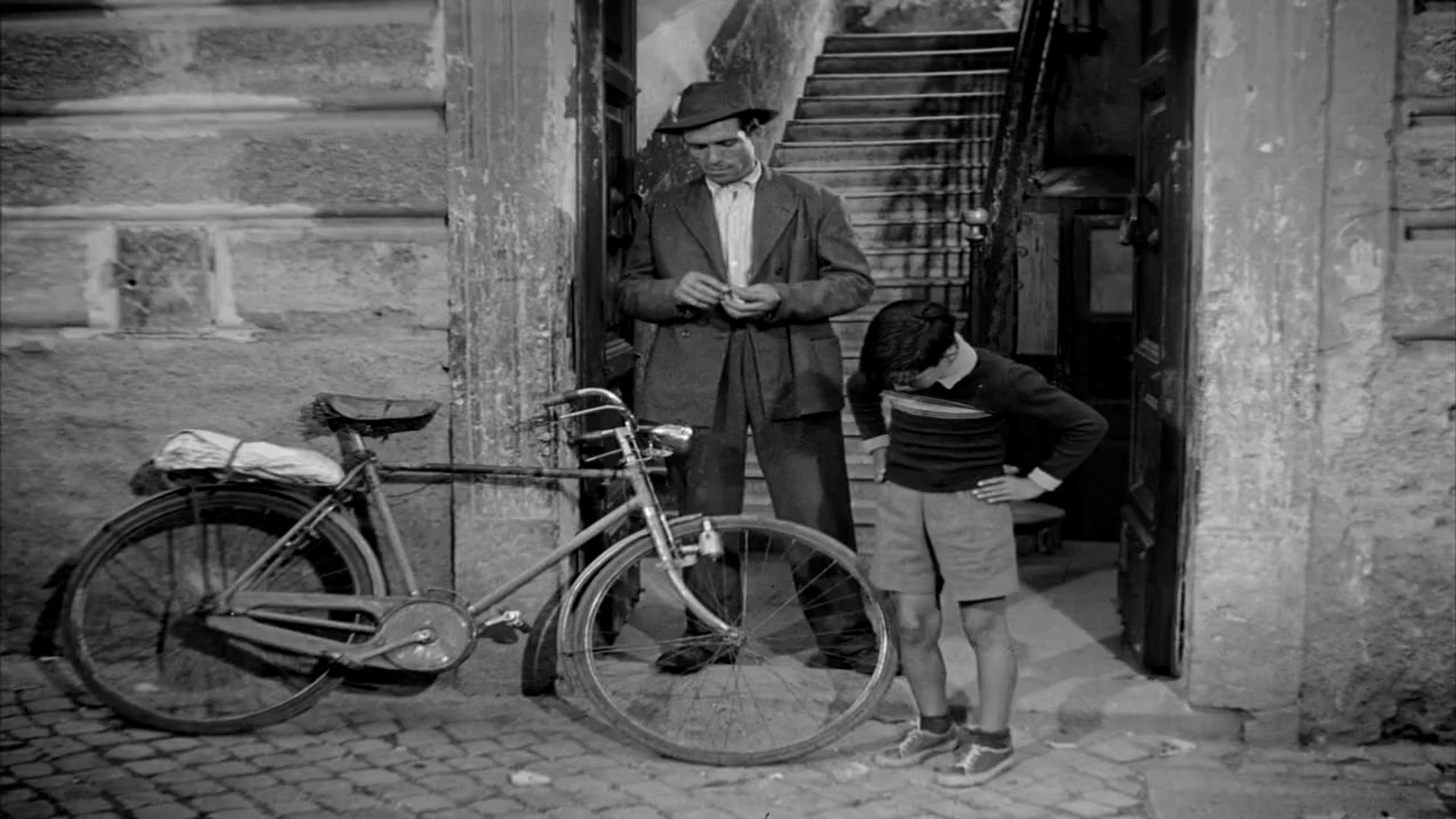 Ladri di Biciclette 1948 ITA Film Completo Parte 1 - Video Dailymotion