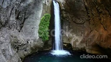 Cascada Ojo de Agua para Dormir la siesta 20 segundos