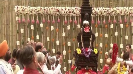 Download Video: Maa Annapurna's idol reaches Kashi Vishwanath Temple