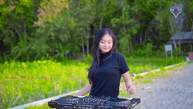 DJ DON'T BLINK DON'T RUN - REVA WIJAYA