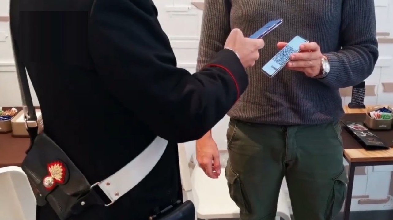 Reggio Calabria - Stretta su movida e green pass: un arresto, denunce e sanzioni (15.11.21)