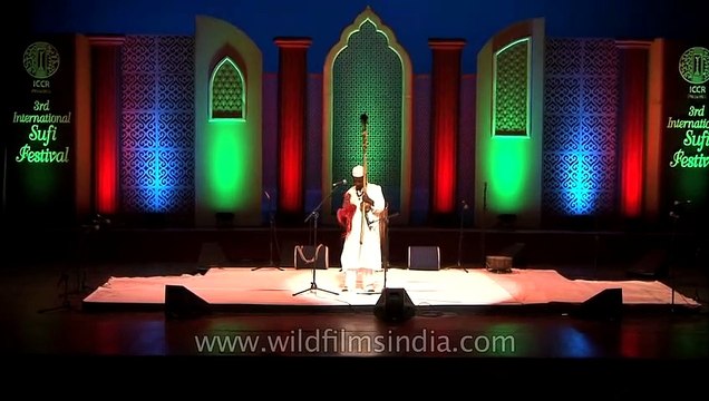 A captivating devotional performance by Sidi Goma