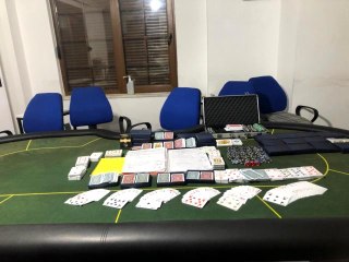 Son dakika haber | Antalya'da jandarmadan dubleks daireye kumar operasyonu: 6 gözaltı