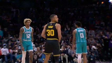 Curry brilliert mit No-Look-Pass und Buzzer Beater