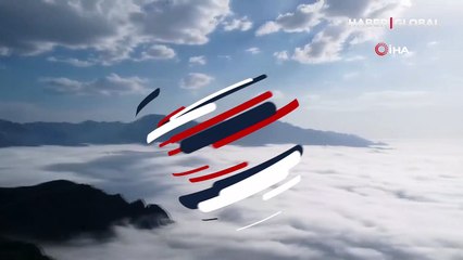 Artvin'de yeryüzüne inen sis bulutları göz kamaştırdı