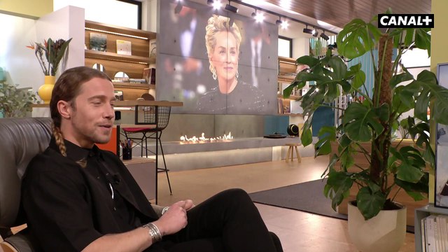 AVANT-PREMIERE: Découvrez les premières images de l’émission En aparté , diffusée ce soir à 20h30 sur Canal Plus, avec le chanteur Julien Doré - VIDEO