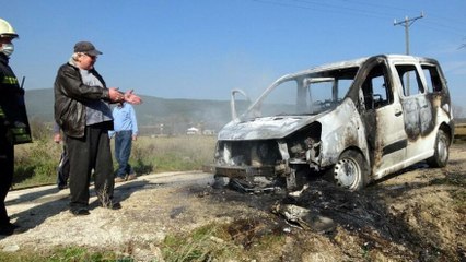 Alkollü sürücünün içindeyken ateşin üzerine park ettiği araç küle döndü
