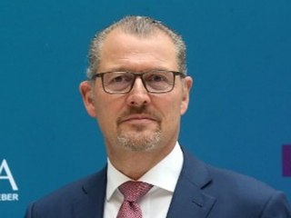 Arbeitgeberpräsident: Kein Lohnanspruch für Impf- und Testverweigerer