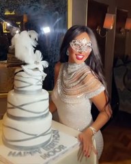 نور الغندور ترقص احتفالاً بعيد ميلادها