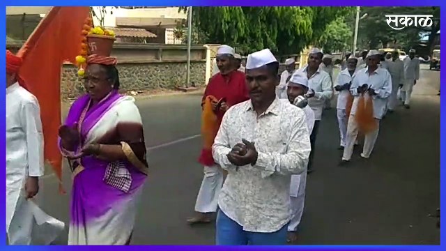 Kartiki Ekadashi | बेघरांची वारी ; पांडुरंगाच्या दारी | Sangli |Sakal