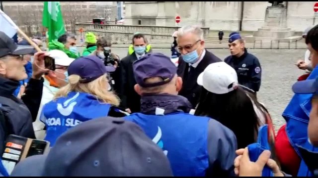Action des syndicats policiers : Le Prince Laurent s'adresse aux manifestants