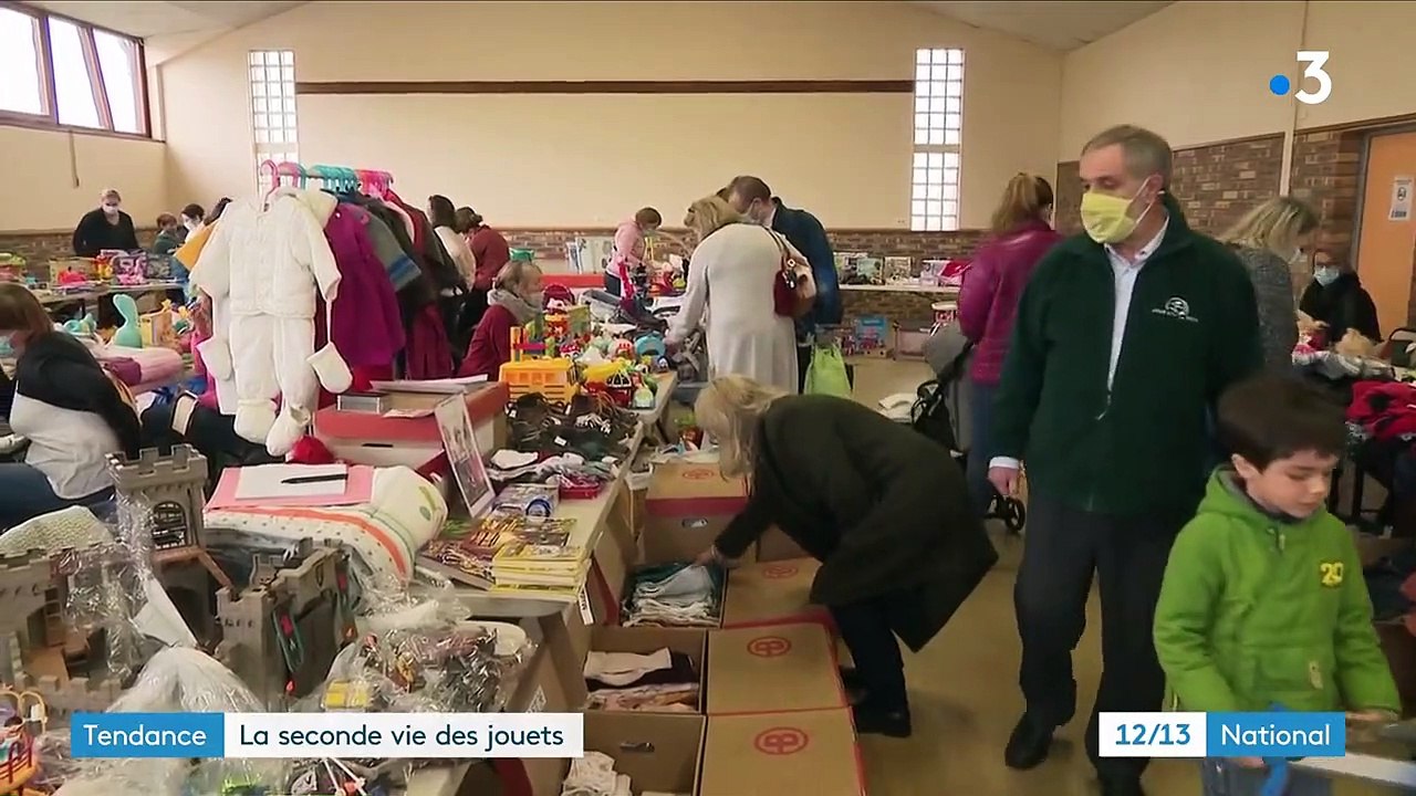 Consommation : le succès grandissant des bourses aux jouets