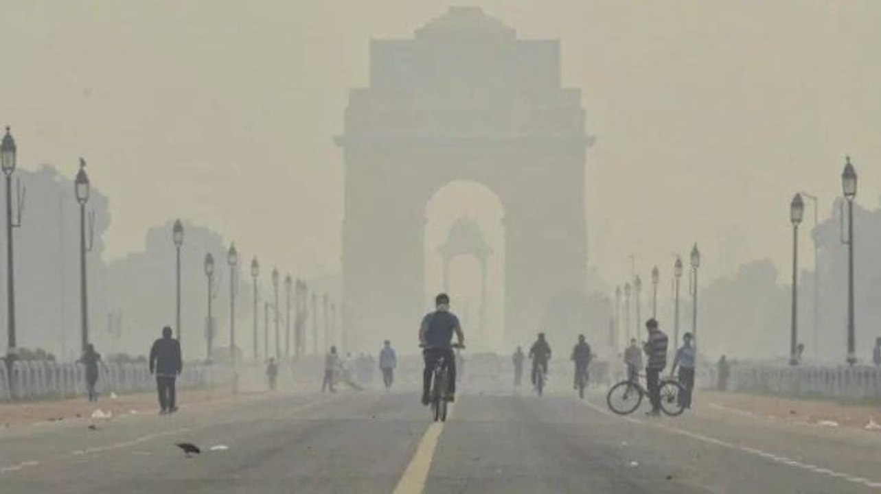 SC raps Kejriwal govt, Centre over Delhi's air pollution; Salman Khurshid exclusive; more
