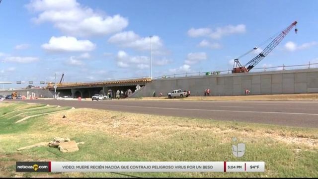 Avanzan trabajos de construcción en el Loop 20