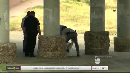 Descubren cadaver debajo de puente