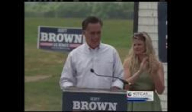 New Hampshire: Mitt Romney apoya campaña de Scott Brown