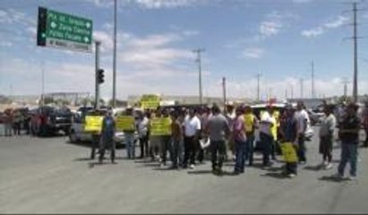 Bloquean puente Zaragoza por disminución en horario de importación