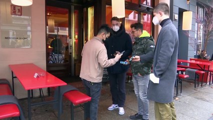 Austria, maniere forti contro il covid e per i no-vax