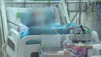 [뉴스라이브] 위중증 1주 새 22%p 급증..."추가접종 3~4개월로 단축 검토" / YTN