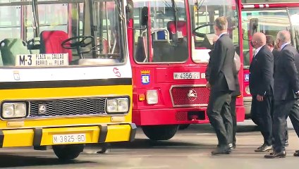 Los Reyes se montan en un autobús de la EMT