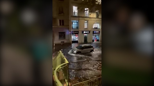 Le canal Saint-Martin a débordé lundi soir