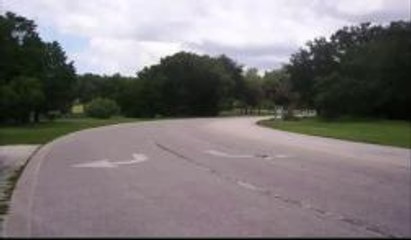 Un hombre hispano fue impactado por un rayo en un parque