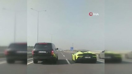 Havalimanı yolunu kapatıp yarış yaptılar