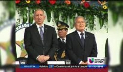 Gobierno en contra de coyotes