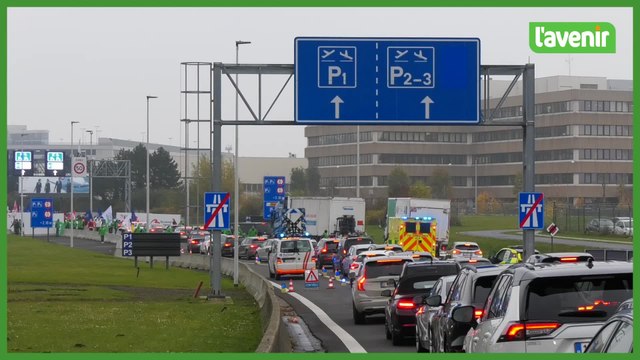 La police bloque l'accès à l'aéroport de Zaventem