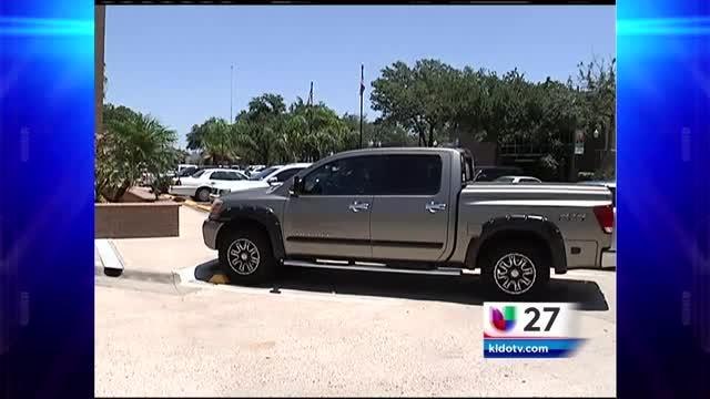 Investigan Venta De Narcóticos