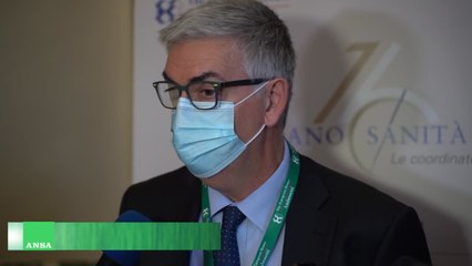 Covid, Brusaferro: "Prudenza e vaccini per il controllo della situazione"