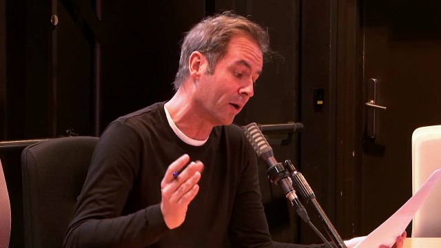 Uriner sur la foule, la fausse bonne idée - Tanguy Pastureau maltraite l'info