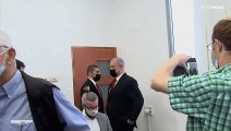 شاهد: تأجيل محاكمة نتنياهو بتهم الفساد