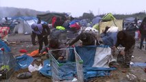 Évacuation d'un camp de migrants dans le nord de la France
